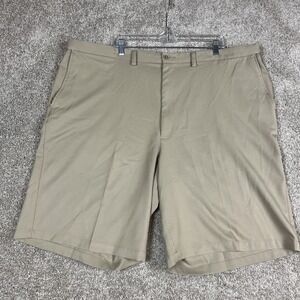 Haggar Cool 18 Pro Shorts Mens 46 Khaki Flat‎ Front Performance Golf Polyester